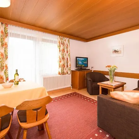 Gaestehaus Haffner Гостевой дом Целль-ам-Зе