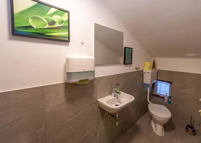 Gaestehaus Haffner 3* צל-אם-זי